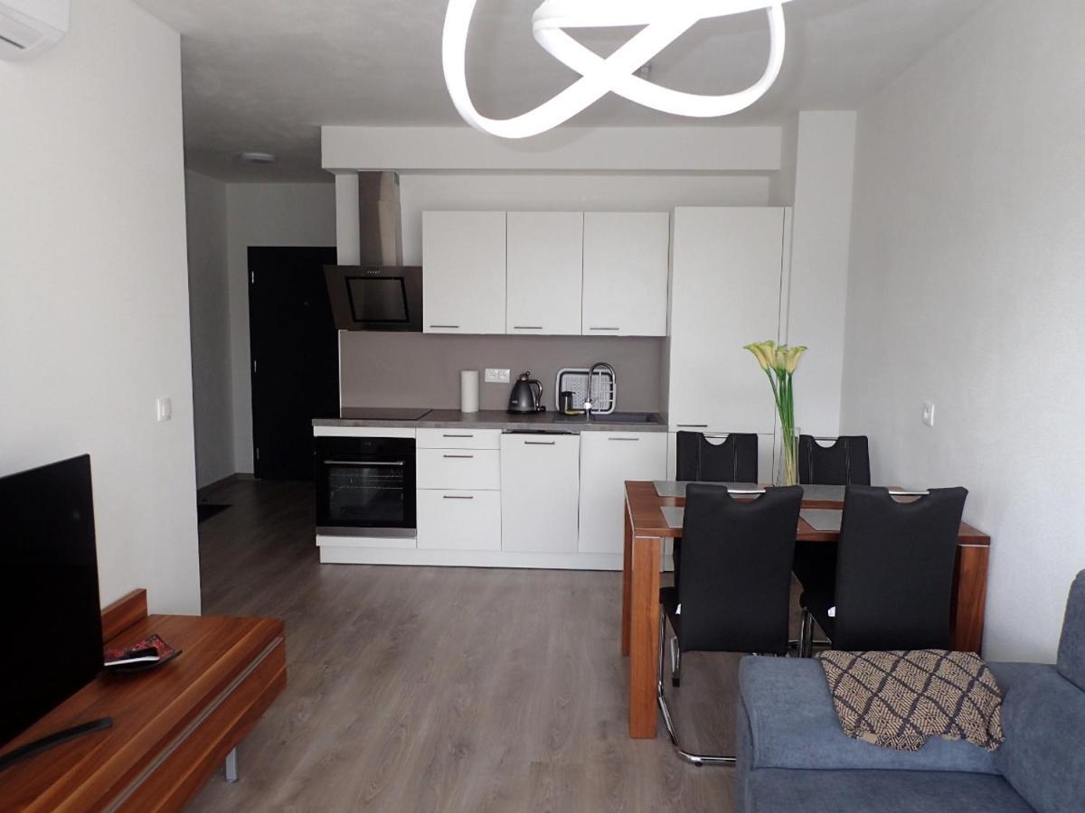 ברטיסלאבה Apartment In The Old Town מראה חיצוני תמונה
