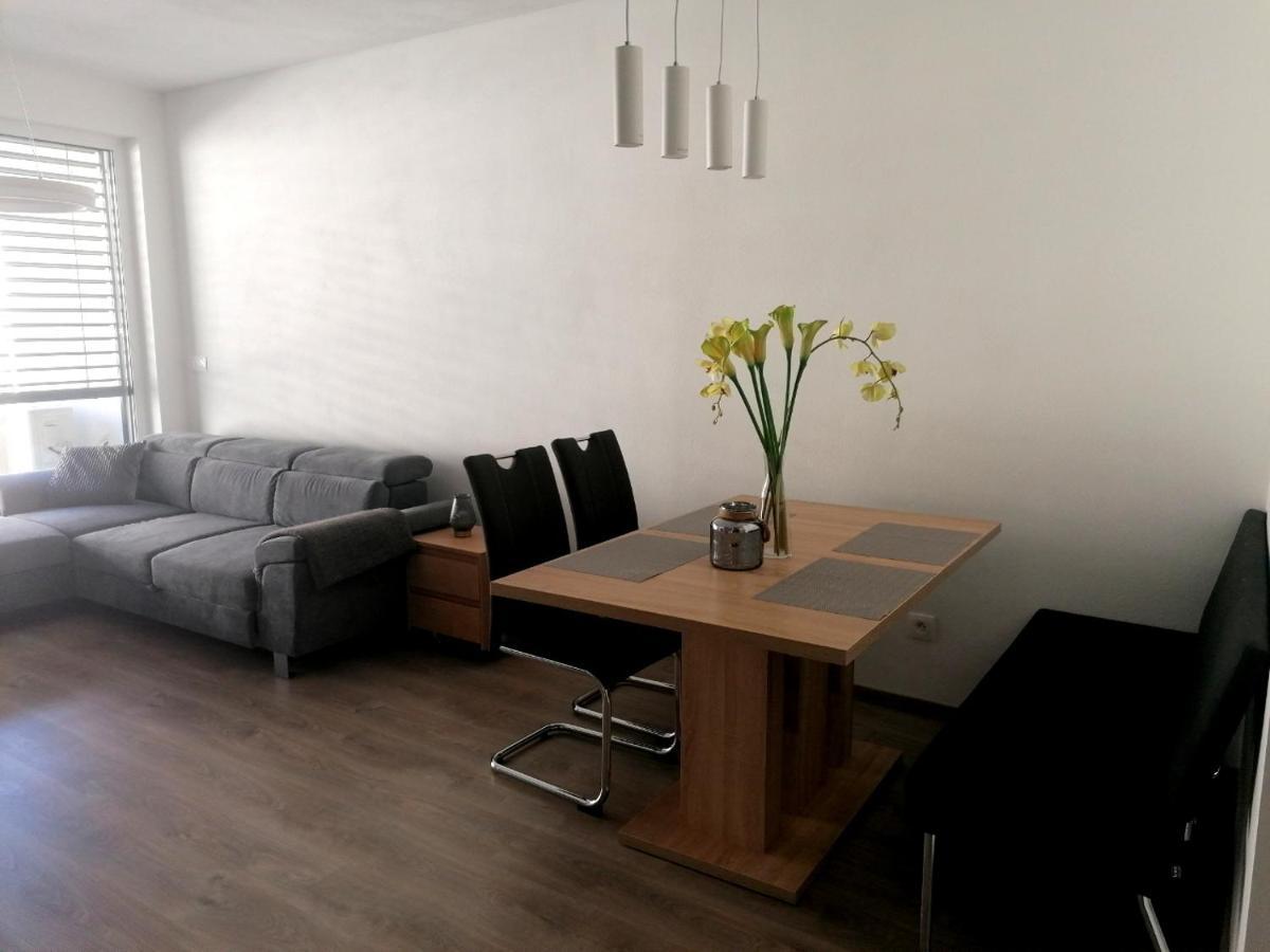ברטיסלאבה Apartment In The Old Town מראה חיצוני תמונה